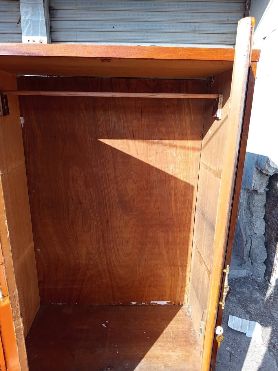 قنصور ٥ ابواب نظيف حيل شغل ثقيل حيل 
سعرها ١٤٥ الف
رفاعي يم طرشي الشفاء ***********
