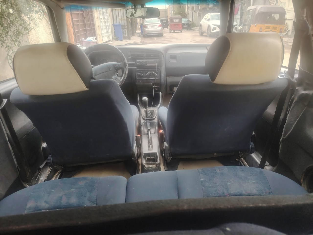 السلام عليكم عندي كولف ٨٩ تك باب مكينة ١٨٠٠ رقم انبار للبيع او مراوس


**إذا كنت صاحب هذا الإعلان وتريد حذفه لأي سبب، رجاءا أرسل رسالة إلى الدعم الفني**