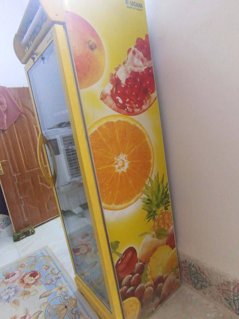 برادحجم كبير ستخدام قليل تبريده فول للبيع 300وبي مجال بسيط وثلاجه تبريد فول 150وبيها مجال بسيط المكان طوريج رشيده الشراي يتصل ***********
