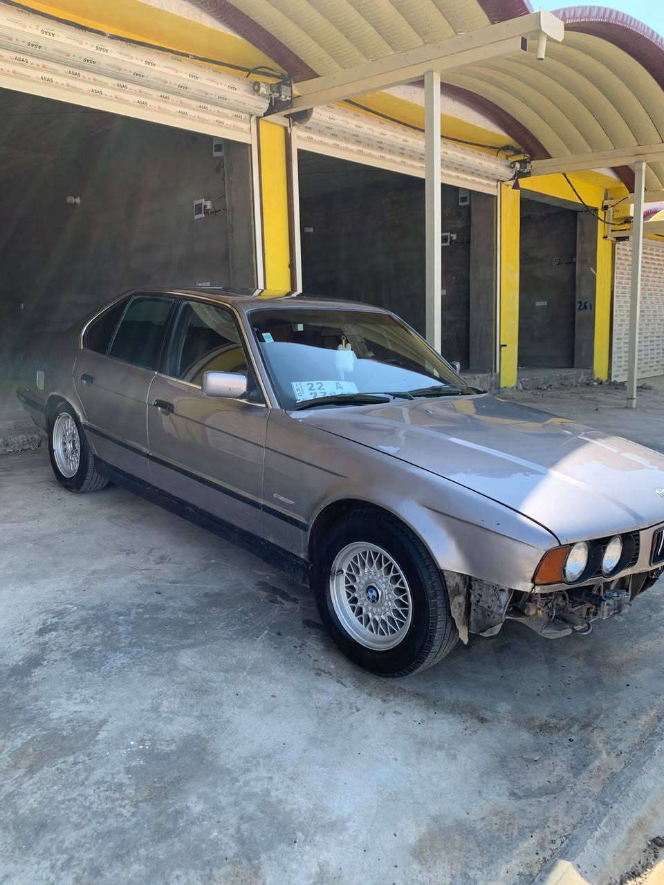 سلام عليكم بيأم525موديل1991رقم اربيل شرط تحويل وكاله محرك مسكر تك فانوص بجم عويض سقف سلايت اربع جام كهربأ دبل أيرباك دبل جكمجه كير عادي يشك الكاع صدر امامي خلفي جديد تخوم تاير جديد بدون ضربه صبغ جماليه فقط مكان دياله خانقين رقم ***********
سعر 52وبي مجال للطيبين
