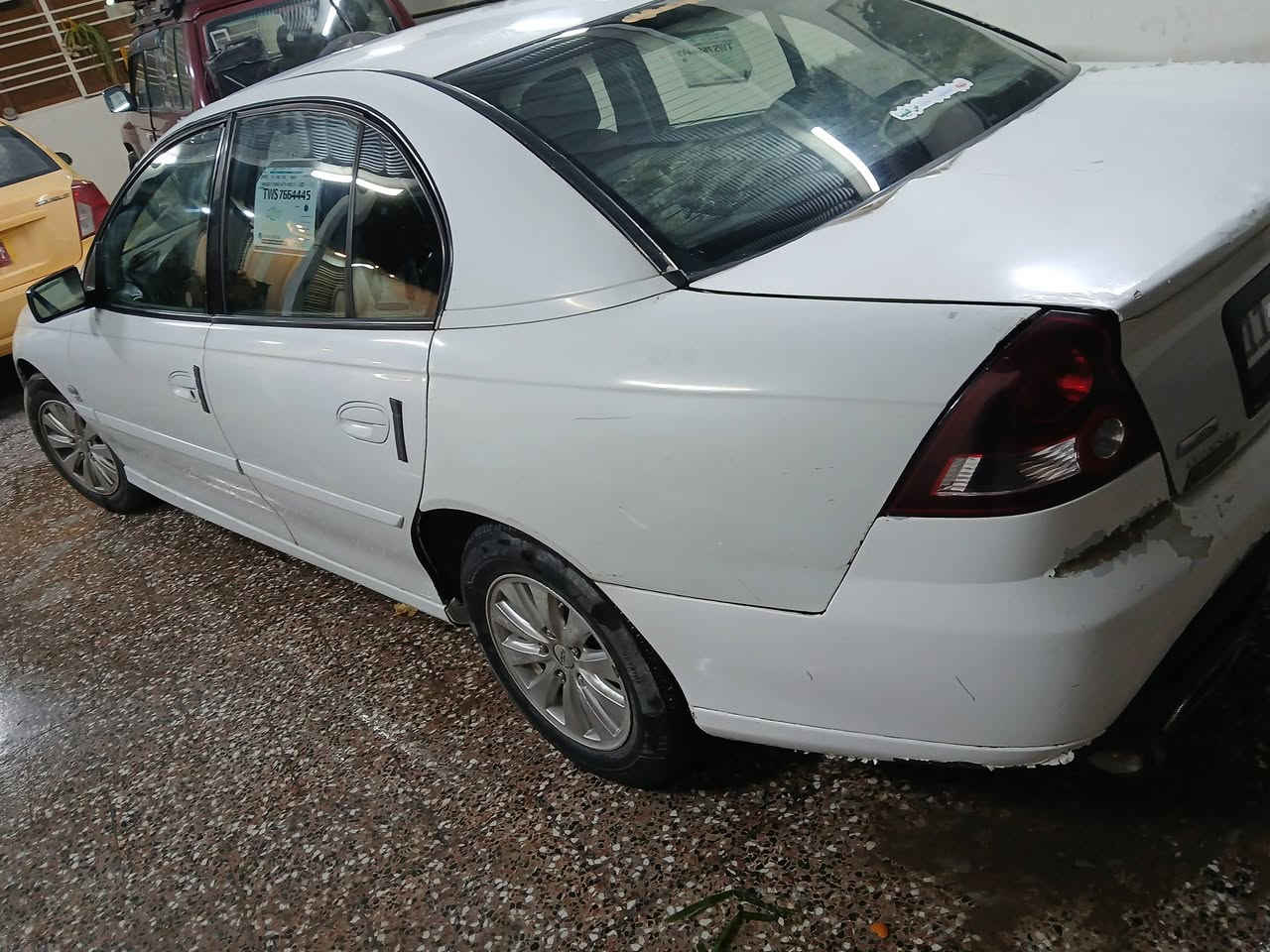 سلام عليكم لومينا موديل ٢٠٠٦ مشروع وطني رقم انكليزي محرك وكير اصلي جيد تبريد شغال ثلج سعرها ٤٧ ورقه مكانها بغداد العبيدي الرئاسه شارع ٢٠ رقم الموبايل ***********
