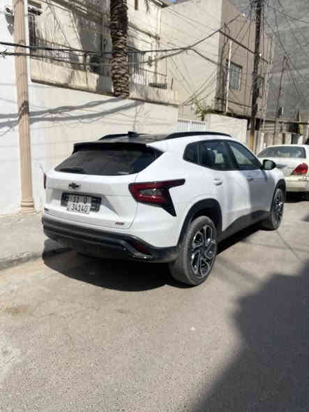 سلام عليكم تراكس 24 سياره اقتصاديه Rs  
رادار امامي 
رادار خلفي جوانب 
فول عده الفتحه
يرباكات سليمه
ماشيه50
سياره راجعه بارد
رقم بغداد بسمي
سعرها140$ وموضح حادثها بلصور 
‭0773 558 6885‬
