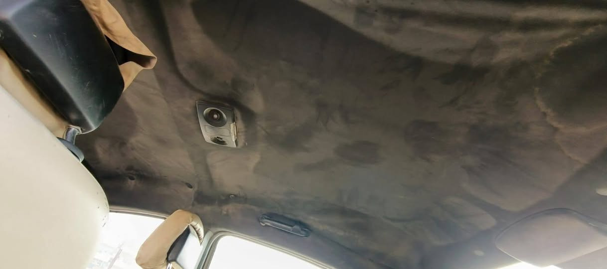 سلام عليكم سي ٢٠٠/ ٢٠١٣/ ٦ سلندر سيارة بس بيها  رخاوة  بل مكينة ابيع كايمة تجي وتشوف بعينك حادثه جاملغ أيمن بدون ايرباك عارضهة60 وبيهة مجال حك الجية  مصفرة هيئة وغرامات رقم انكليزي الجديد مضافلهة منضومة غاز خزان الاصلي 80+خزان غاز احتياطي 40 لتر مجاز رسمي من مصفى الدورة مكان السيارة بغداد العامرية وهاذ رقمي ***********
