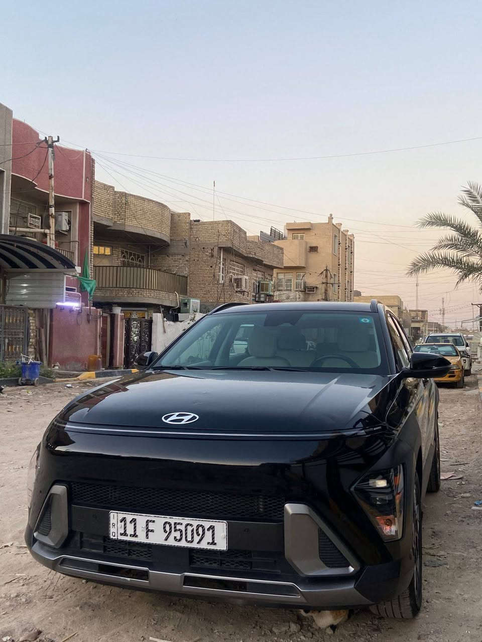 هونداي كونا 2025 
ماشيه 13 الف فقط 
سياره جديده جاهزه من كلشي 
محرك 2000 دوش شاشه كبيره رادارات 
داخل ابيض سايد بريك دكمه باقي المواصفات معروفه
حادثها امامي فقط بنيد تبديل 
مكاني بغداد .. السعر 148 
رقمي ***********

