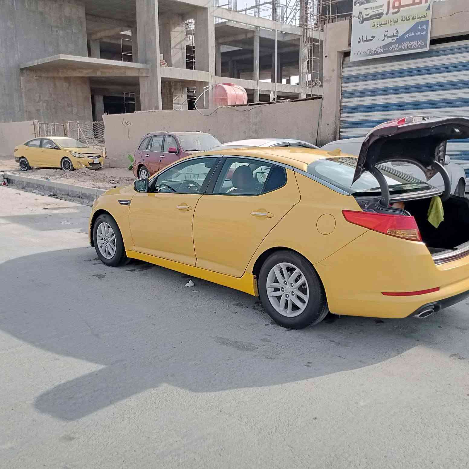 سلام وعليكم وبتيمه مديل 12وارد امريكي رقم بغداد كامله محوله نكليزي بس على البصمه مكفوله من الكصه ولعيب الشرعي تبريد تخم تاير حداديه كله كامل سعر 87 وبيه مجال/***********
