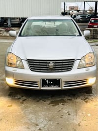 تویوتا شاهانە مووس مووس مۆدێل ٢٠٠٦ ی بەسمە رەساسی ناوزەردی ٣ دوگمەی پە...