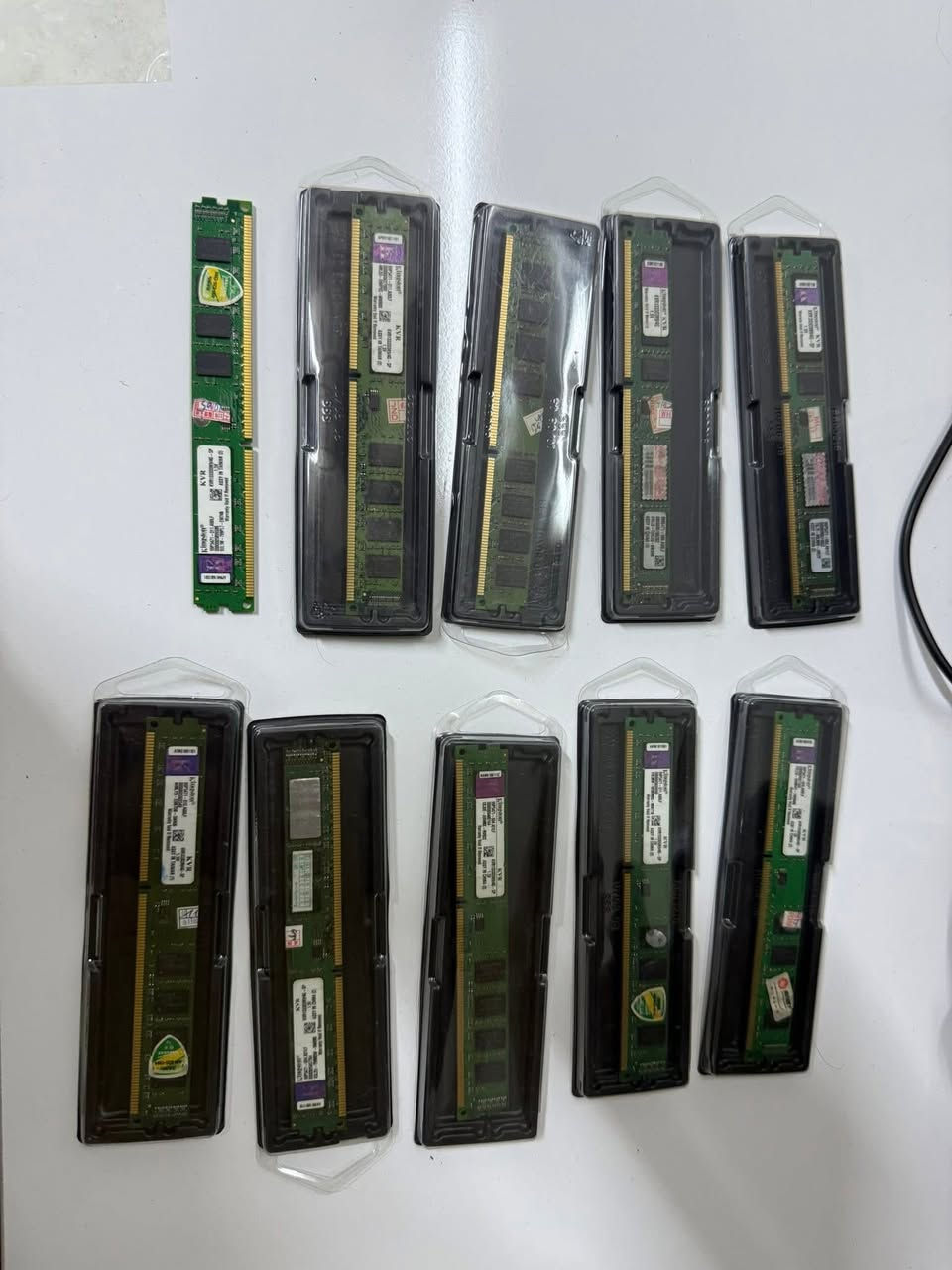 رامات ماركة كينك ستون 10 قطع 4g جديد كبس وباقي التفاصيل موضحة بالصور على اول تم 30 الف ويا التوصيل كلهم


**إذا كنت صاحب هذا الإعلان وتريد حذفه لأي سبب، رجاءا أرسل رسالة إلى الدعم الفني**