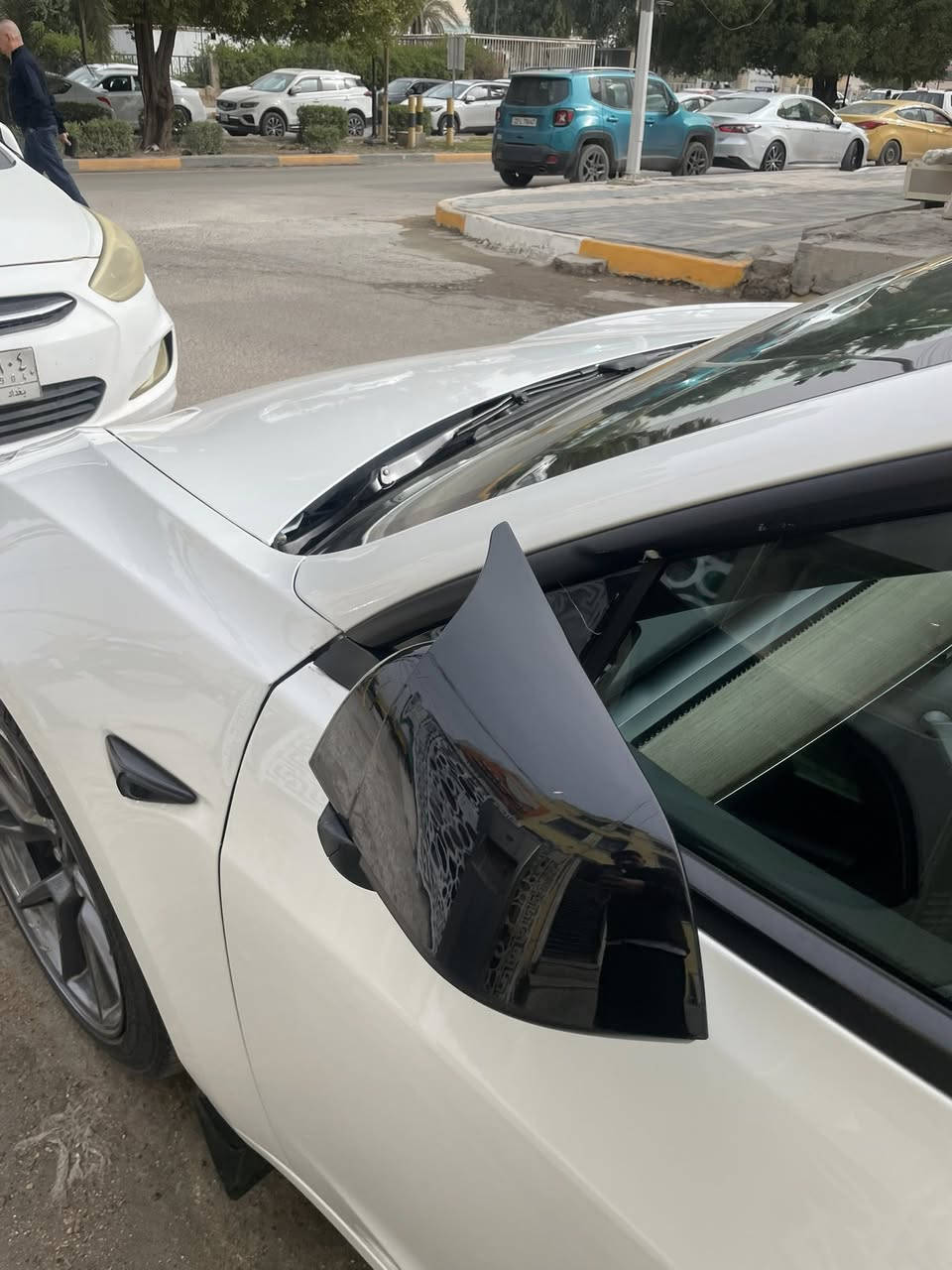 سلام عليكم متوفر عندي سبايدر تيسلا ناعم ومري باتمان وجميع اكسسوارات تيسلا y/3
***********
