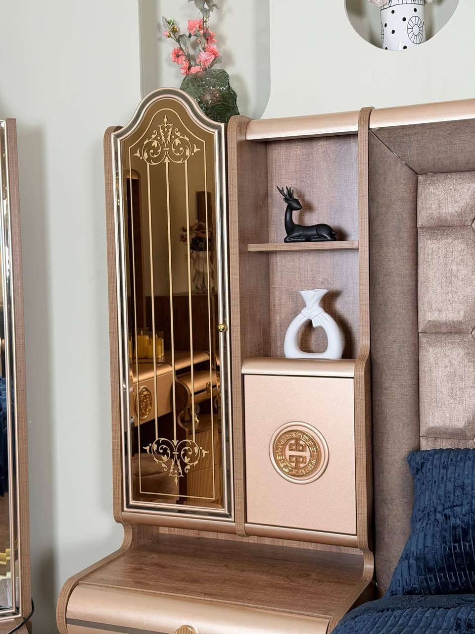 شركه اثاث الايطالي الغرف النوم
#اكسبلور.  تصميم فريد تجمع بين الأناقة 

والراحةوالهدوء …
أستعد للحظات لا تنسى مع غرفة نوم

ضمان 5 سنوات 

شركه اثاث الايطالي الغرف النوم 
الفرع اول بغداد دجله 
الفرع الثاني البصره حمدان مخازن جمله ومفرد

خدمات النقل والتركيب  داخل بغداد والبصره مجانا 

يوجد توصيل الى جميع المحافظات 

رقم خدمه الزبائن : *********** #بغداد_بصرة_موصل_كربلاء_اربيل_نجف_الكوت_السماوة_تكريت_ديالى_حلة_نجف_الانبار_ديوانية #بصره_بغداد_اربيل_جاري_الفولو_مي_اكسبلور #اكسبلور_فولو
