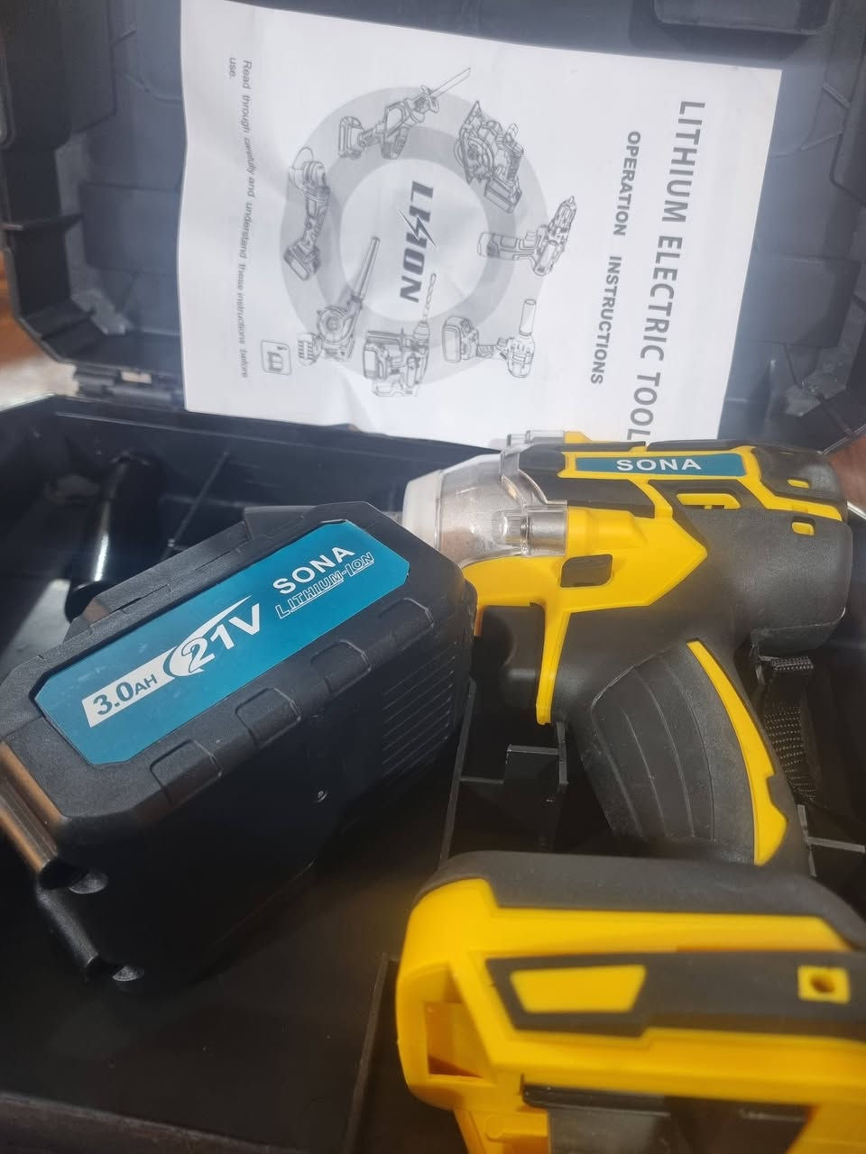 السلام عليكم عندي دريل كامل ملحقات باتري مع لقمه مع شاحنه


**إذا كنت صاحب هذا الإعلان وتريد حذفه لأي سبب، رجاءا أرسل رسالة إلى الدعم الفني**