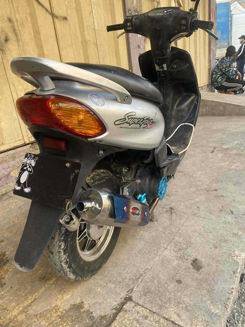 سلام عليكم دراجة ماكس قجمة 120للبيع شاصي شرط مكينة 49بلادي دراجة كفر ختم واحد ويلاة نجمه كروم كزوز رياضي BFواقية 7الوان قبق فلاوين رياضي قطرة مال دهنWFدراجةحلوةسعر (420)وبيها مجال
مكاني حي سومر قرب جامع مالك الملك 
***********
