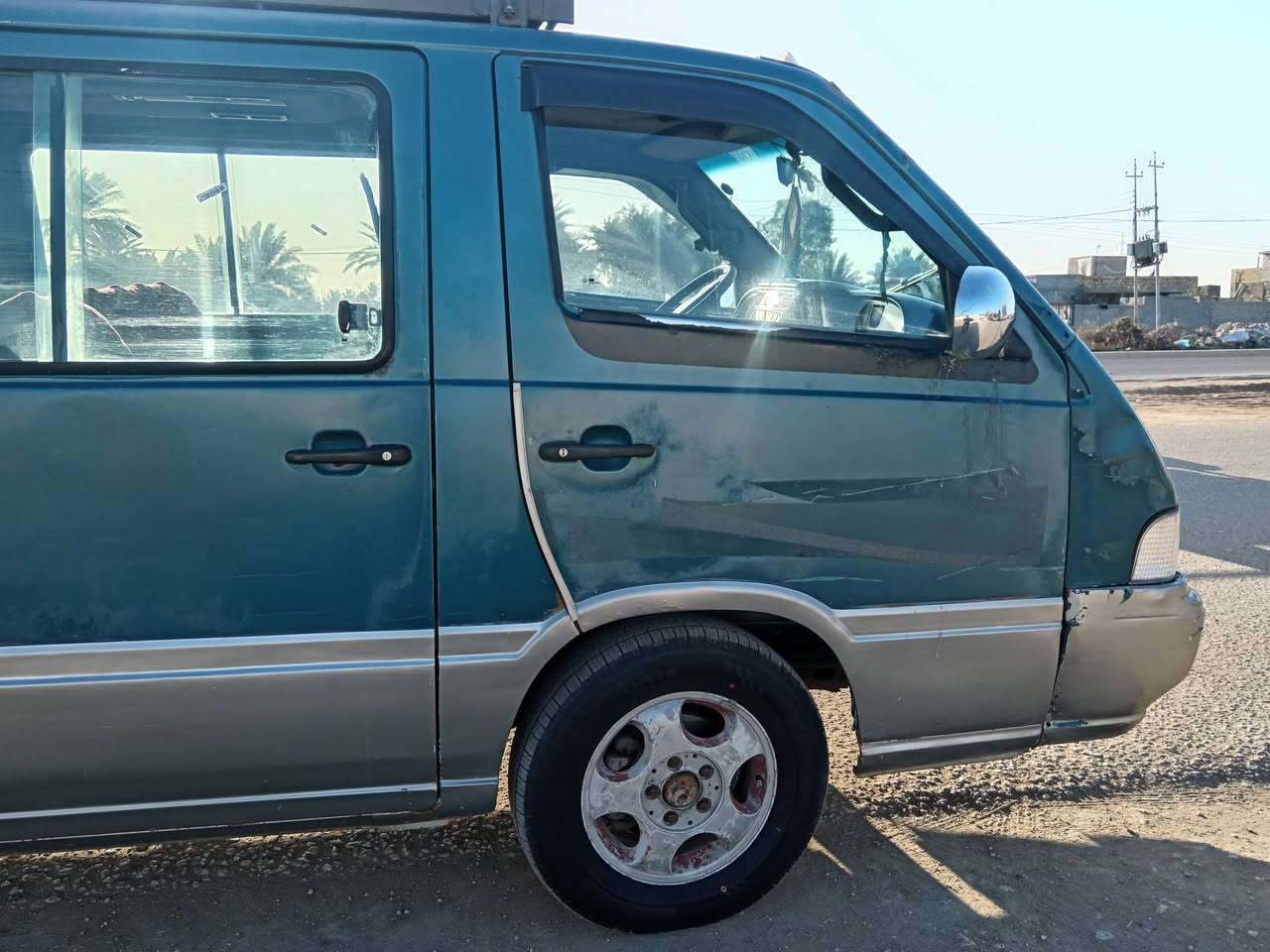 السلام عليكم ستانا للبيع مديل 95.بسمي مصفره هيئه ومرور. رقم بغداد انكليزي. سنويه 29.باتري تايرات جسوره. كله مكفول ماعده المحرك ضعيف. بس السياره تشتغل نكره سلف. دواخل حلوه مدوشمه.. للاستفسار. ***********.عنوان بابل طليعه. السعر خاص.
