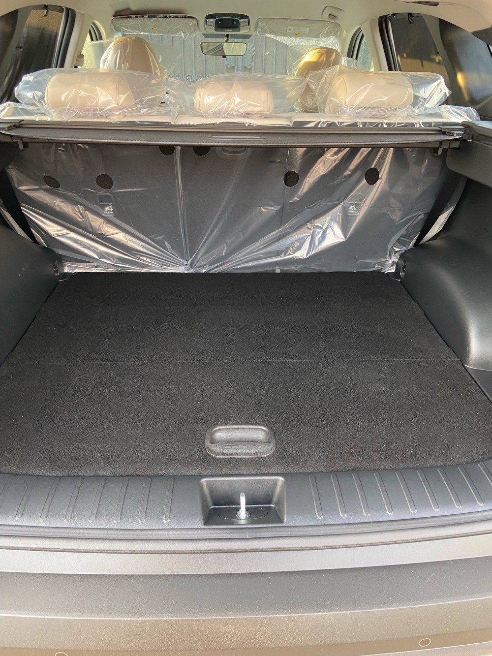 بغداد الدوره سياره توكلر توسان ٢٠٢٥فول مواصفات تبريد كشن باب كهرباء كرسين تشغيل. 
عن بعد سياره زيروو زيروو ماشيه ٢٠٠٠ بعدهه بريحه الزيرو وترابهه ممغسوله ضمان الاولى خمس سنوات 