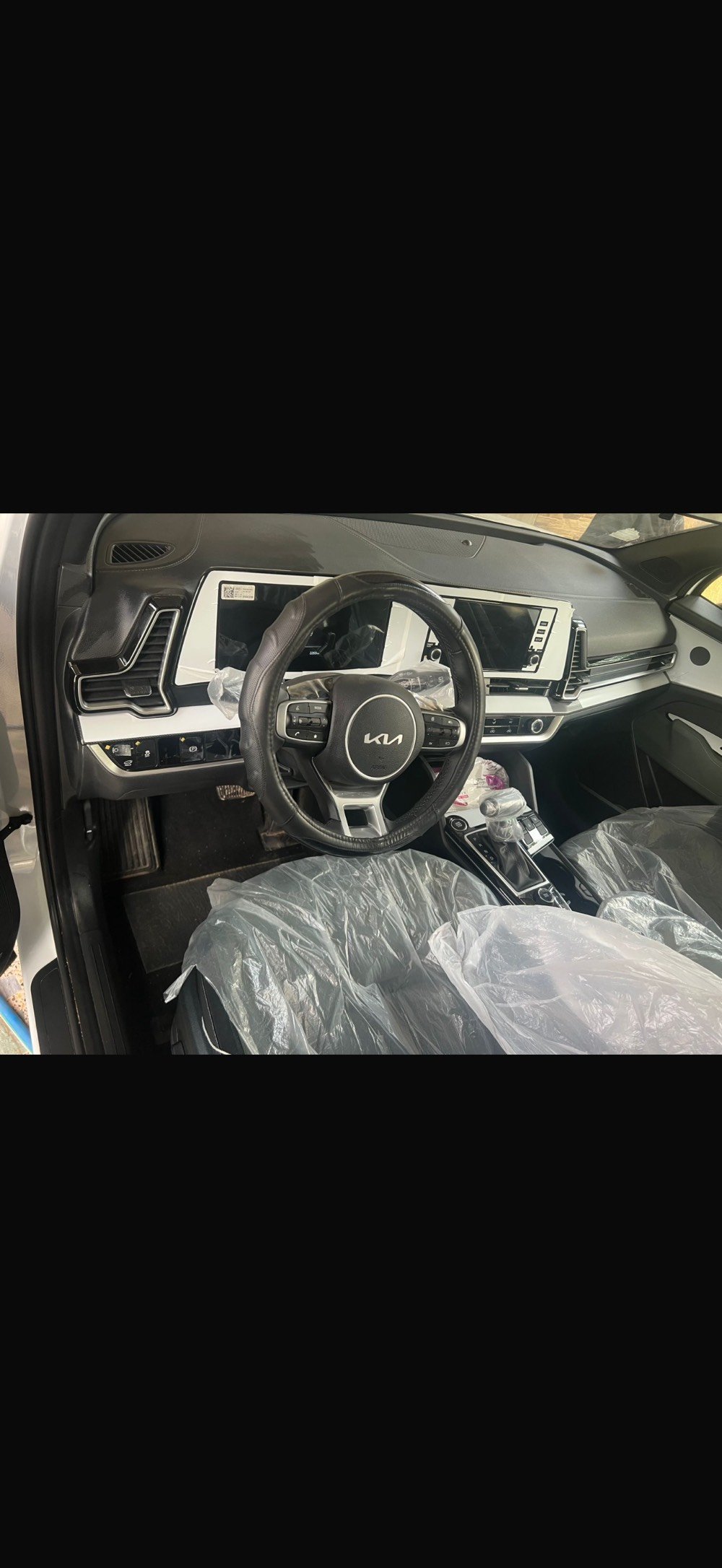 كيا سبورتج خـلـيـجي (2025)
فول موصفات
ماشية 4400 حالة زيرو

محرك 2000 دوش
داخل جلد
مقاعد كهربائية
ستيرن تدفئة
تشغيل عن بعد
عدد 2 بصمة
صندوق كهربائي
داخل مطعم بصاج
مراي شفط
شحن لاسلكي
شفتات ستيرن
تبريد قطعتين
هاند بريك بصمة
حساسات أمامية خلفية
نظام مانع انزلاق
إطارات حجم 19
ليد نهاري وليلي
مثبت سرعة
تحكمات ستيرن كاملة
ترحيب عند الاقتراب
أربع وضعيات قيادة
نافيكيشن
نظام أبل كار بلاي وأندرويد
نظام منحدرات
سبير منازل

كفالة عامة
رقم بغداد دولي باسمي تحويل مباشر سنوية هزة جديد تحويل ثاني

مع ضمان شركة 
ومع 4 تبديلات دهن على الشركة

الـسـعـر /238 وبي مجال

مكاني: بغداد بسماية
للاستفسار الاتصال على: ***********