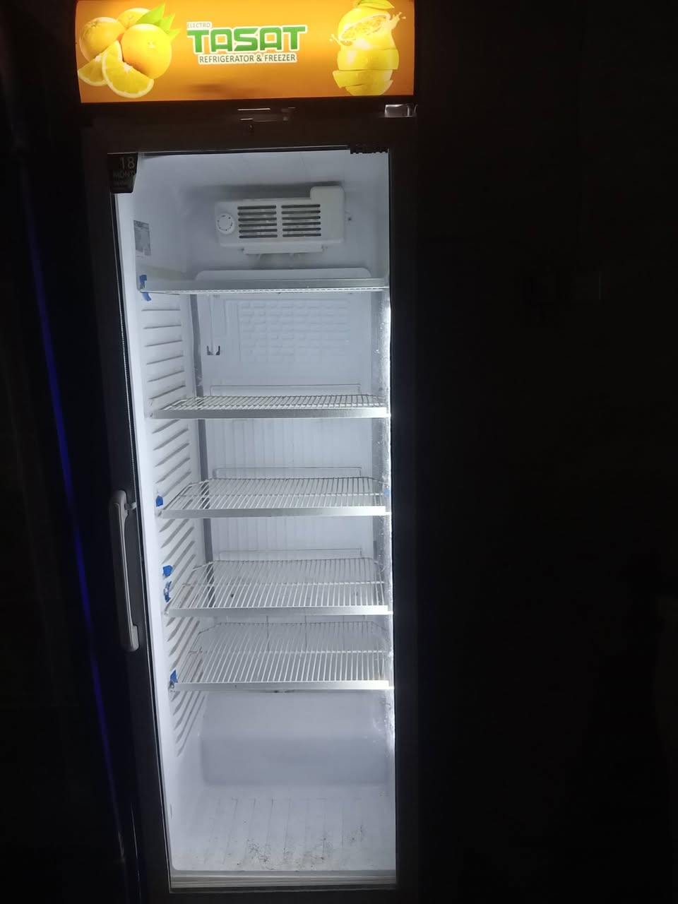 السلام عليكم، 

عارضات للبيع 

الرقم***********
