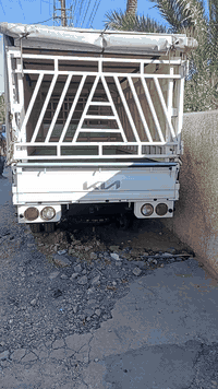 السلام عليكم ورحمة الله وبركاته من رخصة الادمن عندي محجر كيا فحل تسكام ويا قواعد وجادر ثابت جديد ما مستخدم مكان بغداد شارع المغرب الشراي يتصل *********** بي واتساب
