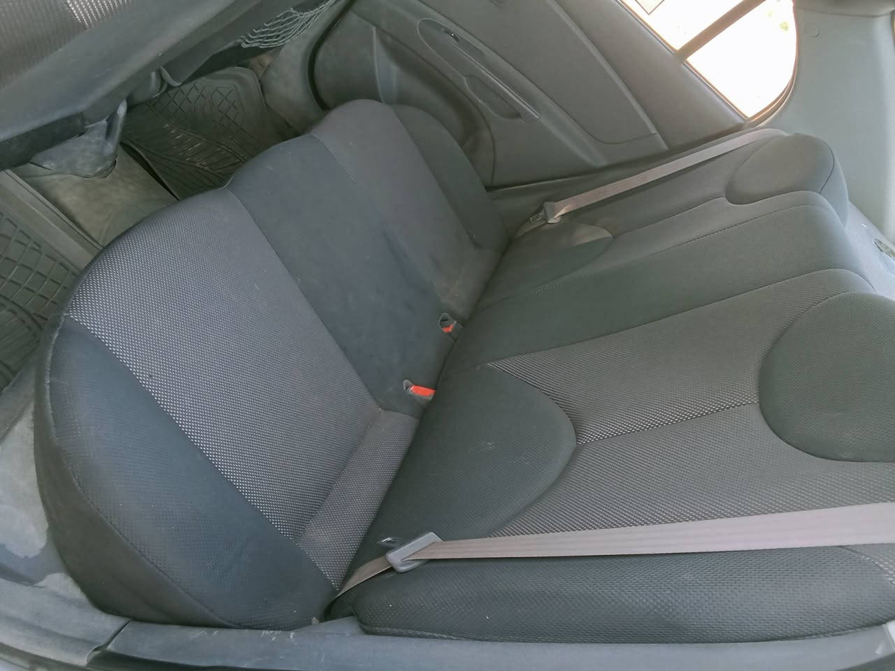 سلام عليكم للبيع كيه ريو مكصوص مامسجل موديل 8 سياره كير ومحرك شرط صدر طبه جديد تخم تاير جديد تبريد ثلج تدفئه نار مكان السياره صلاح الدين العلم السعر 35 وبيها مجال للشراي الاستفسار اتصل ***********
***********
