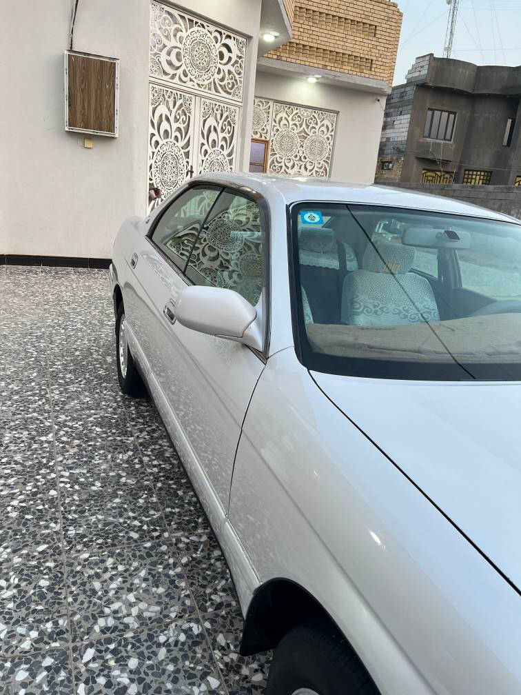 السلام عليكم سياره لبيع ‏تويوتا بطه فصل ألوان لولوه مديل 1993 رقم بصره دولي بسمي صاعد هزه جديد سنويه 2031 شرط تحويل كفاله من كص ونقل جثه وضربه وتبديل بيه صباغ 
‏كلش قليل جاهزة من كل شيء محرك والجير اثنين ونص فنر بلاد
‏ تبريد منظومة جديدة شرط ثلج حداد تخم تاير خمسة ويل كب
 كهربائيات كلها شغالة دوخله كلش جديد كشنات امامي كهربي سنتر لوك مريت شفط كأمر خلفي مابي اي نقص سعره 68 بي مجاله انتصل برقم هاتف***********  مكاني البصره أني خادم البصرة, العراق
