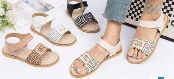 حجز والاستفسارات رجاء دخلو للبيج روز ستور
روز ستور نكملج اناقت العيد والاوتفت مالتج🤭🩷✨
أسعار مناسبة 💸 كوالتي عالي 👌
بضاعة راقية تليق بذوقج 🌸
👜 حقائب نسائية بجميع الأحجام والألوان
👛 جزدان نسائي راقي
⌚ ساعات نسائية مميزة
👠 أحذية فلات وكعب
👢 بوتينات راقية
👝 محافظ رجالية
🕶️ مناظر أنيقة
🎨 تتوفر ألوان ومقاسات متعددة
للحجز أو الاستفسار عن الألوان والقياسات:
📩 دايركت
☎️ أو عن طريق الواتساب: ***********
