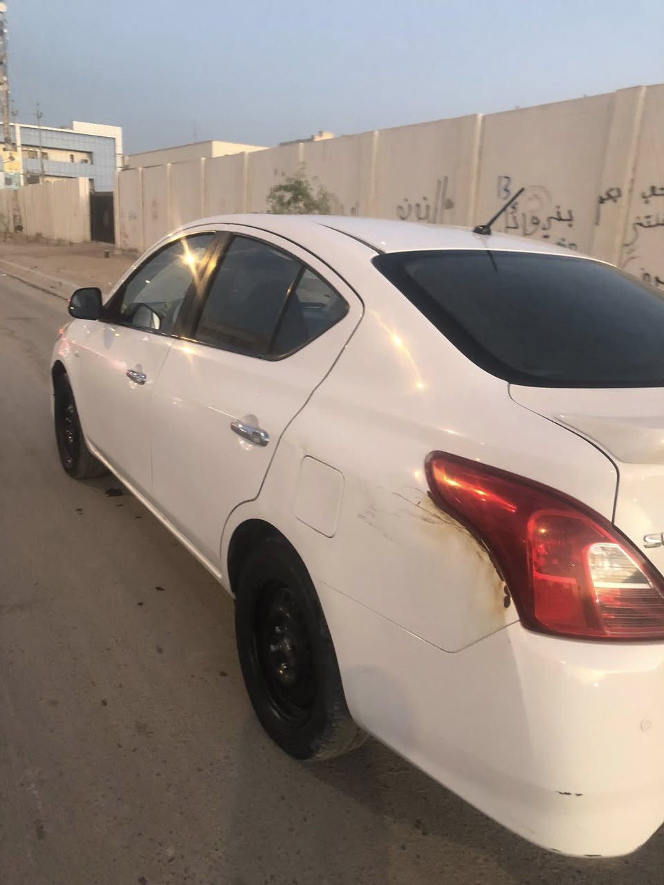 نيسان صني 2020 هندي توني مبدل مكينه وحداديه وتاير جديد وتبريد 
سعر السياره 90 وبيه مجال مكان الزبير 
***********
