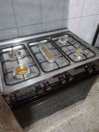 طباخ عشتار مصري نظيف سعر ٢١٥مجال بسيط مكان ابودشير وكو توصيل كروه07717...