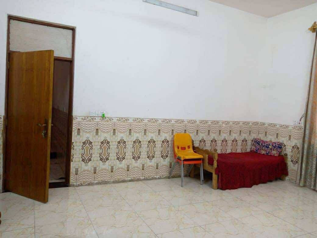 بيت للبيع زراعي سند 25 المساحة 280
واجهية 11 والنزال 26
طابقين خمس غرف نوم
الطابق الثاني 3 غرف نوم وملحقاتة 

العنوان ابو دشير شارع خط النفط قرب معمل البيبسي 

للاستفسار ***********
