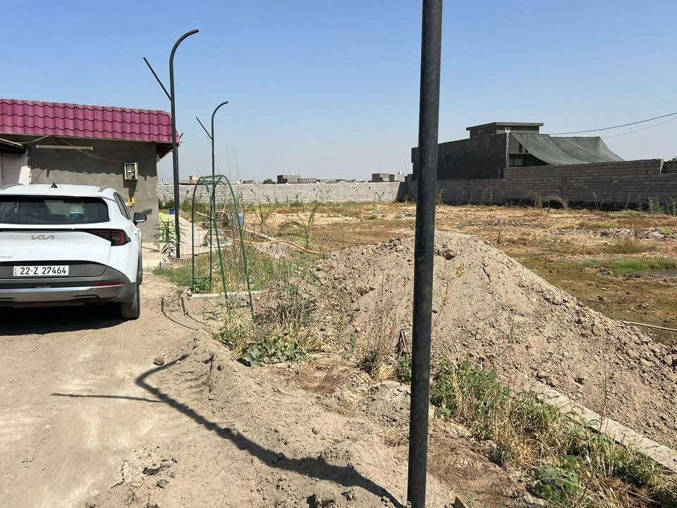دونم للبيع طريق مطار مقابيل مدرسة زهير سند ٢٥
او مرواس بقطعة وبيت ***********
