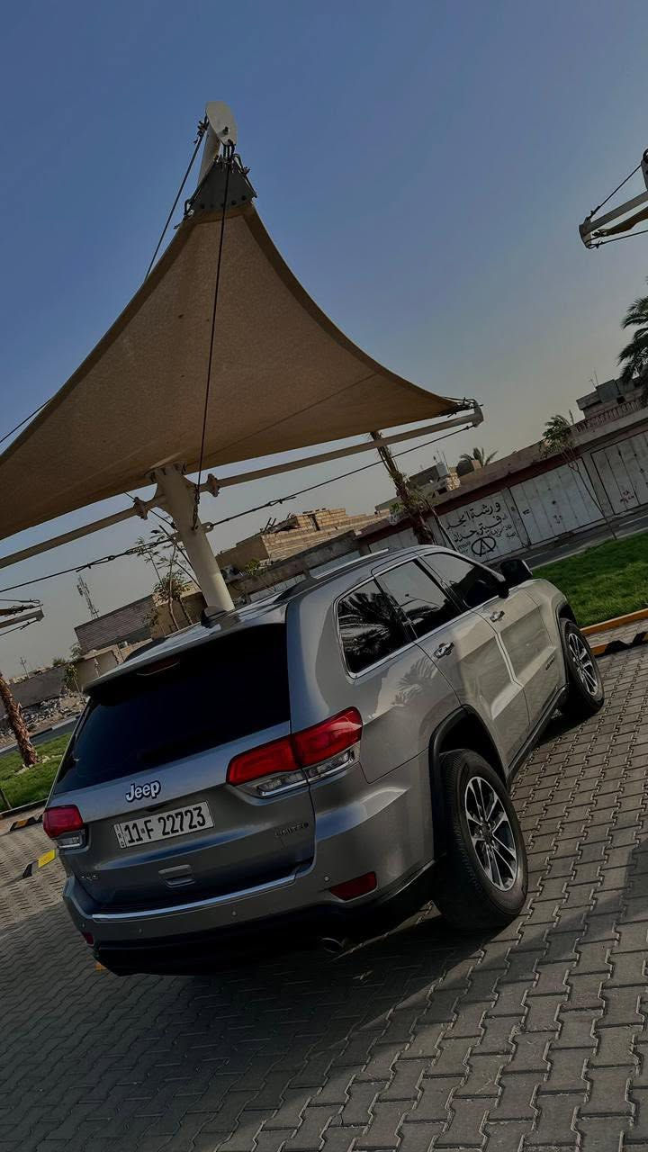 جيب شاروكي لمتد بدون فتحه موديل 2019 مكينه سته سلندر وارد امريكي حادث جاملغ وبنيد رقم بغداد بيع او مراوس لاندكروز او لكسز مع الفرق سعر 190 مجال قليل ***********
