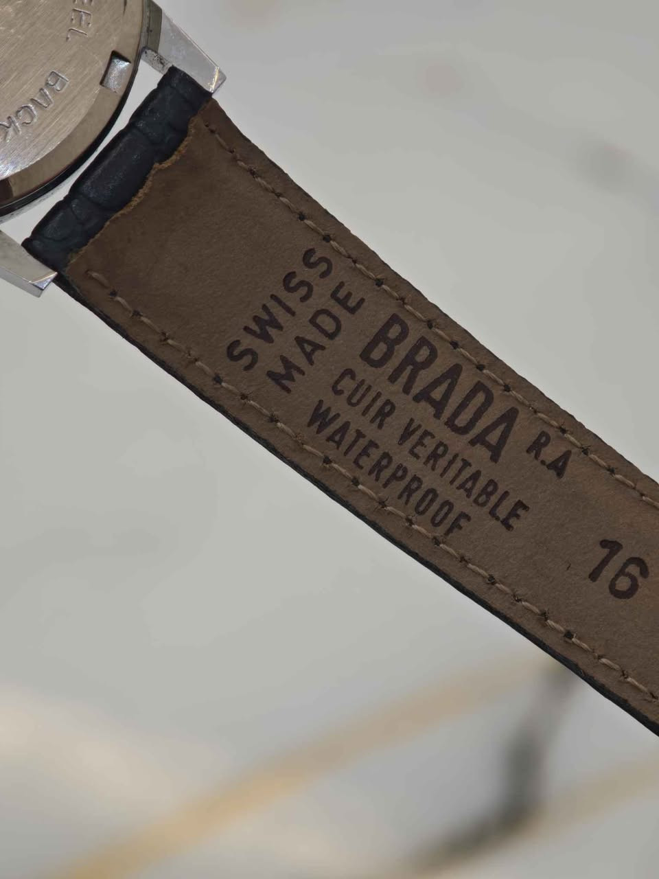 🇨🇭 

¤ نسائي / رجالي 

¤ الساعة من شركة كاوني السويسرية 

¤ الساعة تعمل بنظام الميكانيك 17 حجر - نسبة النظافة ممتازة  - السير جلد سويسري مستبدل 

¤ قطر الساعة 31

¤ السعر 100 الف 

¤ يتوفر توصيل لكافة المحافظات العراقية 🇮🇶 
اي استفسار راسلونا خاص وكل الهلا بيكم 💕 بغداد, العراق


**إذا كنت صاحب هذا الإعلان وتريد حذفه لأي سبب، رجاءا أرسل رسالة إلى الدعم الفني**