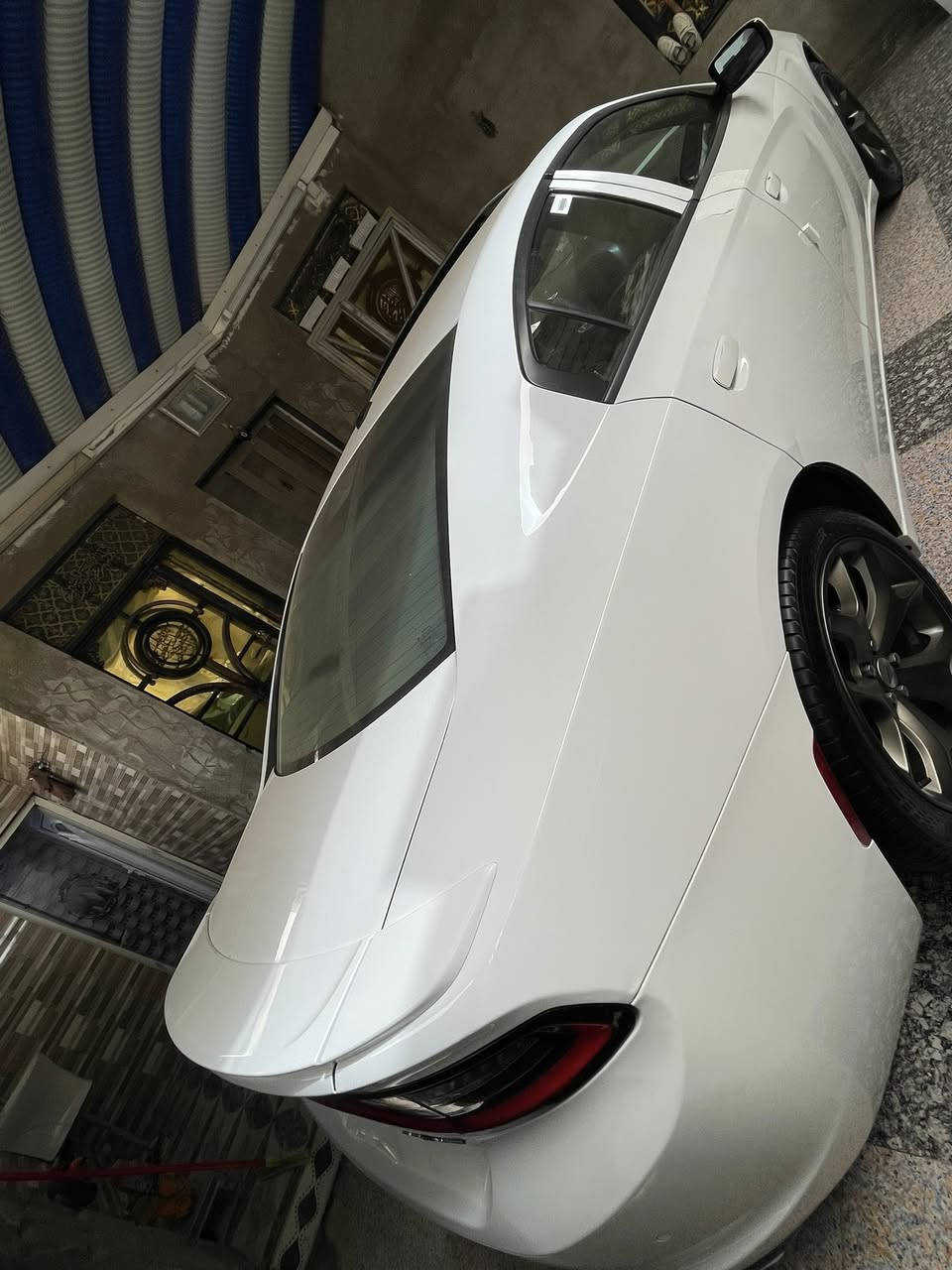 جارجر 2017 رالي فول 1/1 كلين تايتل ماشيه 112 الف كيلو رقم اربيل تحويل وكاله سياره جاهزه من كلشي بيه فقط مكان واحد بارد
مواصفات حساسات خلفيه دمام شفتات ستيرن فتحه رادار جانبي  محرك 3600 
مكاني بصره رقمي ***********
