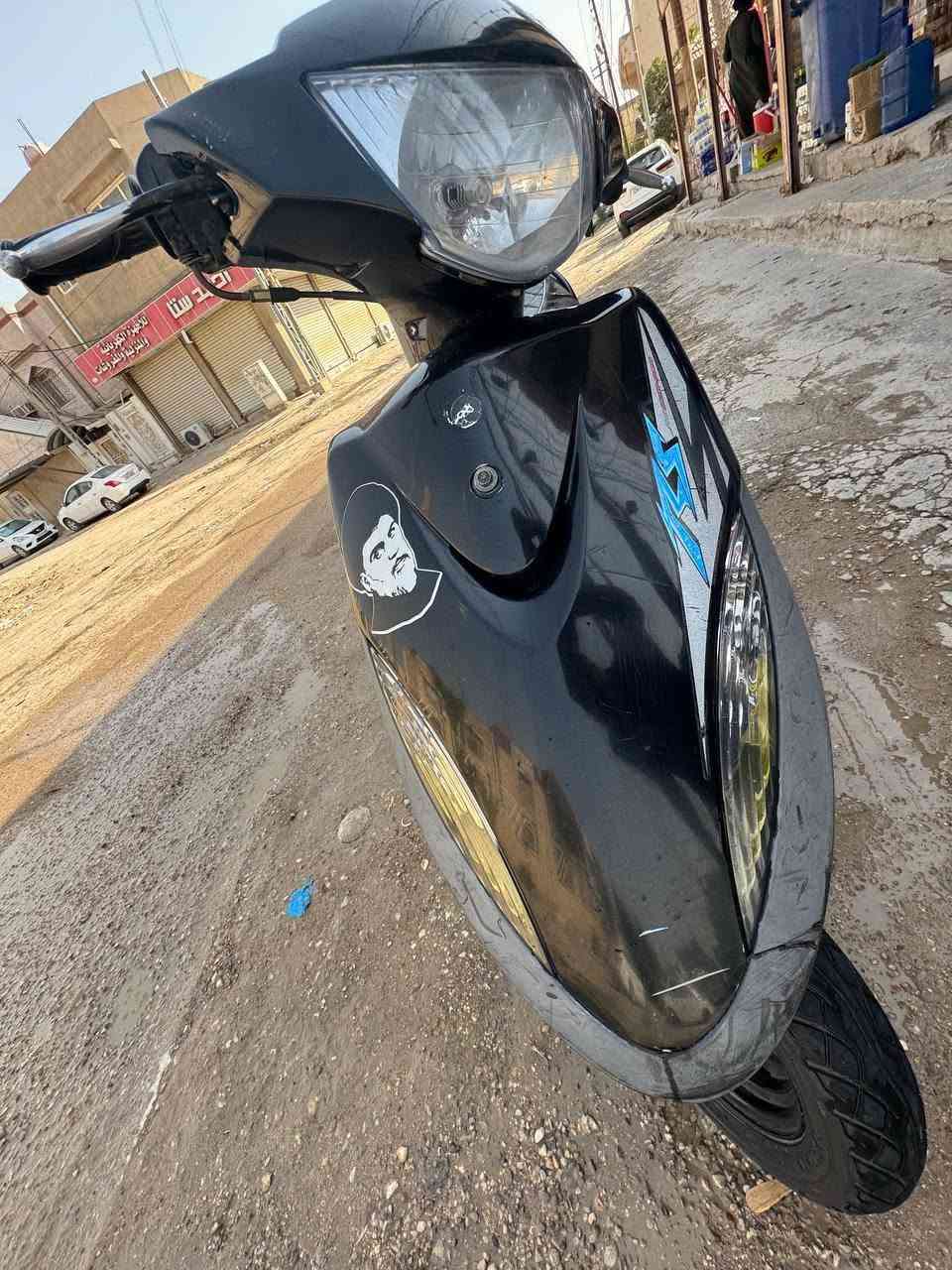 سلام عليكم دراجه ماكس عدله كفاله دراجه ختم واحد دراجه نضيفه وعلى وضع رمبه نقصه بس واير مال رون 
درجه سعره 900وبيه مجال لشراي يراسلني رقمي***********

