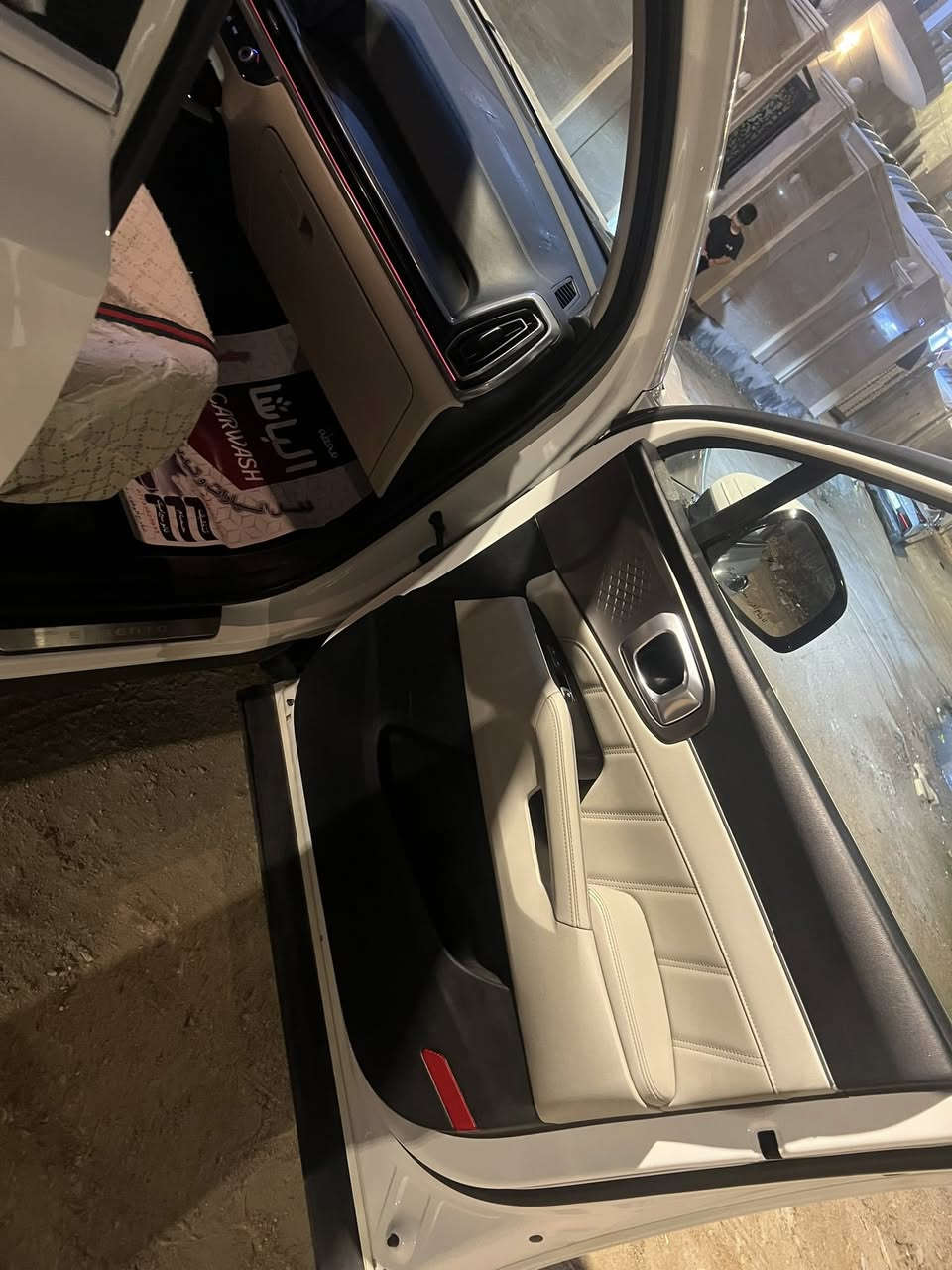 سلام عليكم للبيع سورنتو مديل 2024 
خليجي رقم اربيل سياره كفاله عدى 
لايت الايمن والايرباك الدشبول 
سياره فول مواصفات عدى البنراما 
السعر 265 
الرقم الهاتف ‭٠٧٧٠ ٦٦٢ ٩٠٣١‬
المكان البصره
الويل 20 
ايدشوب سياره فول عدى البنراما
