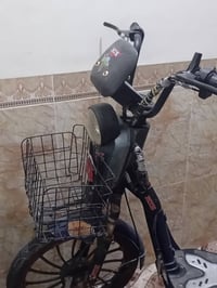 يحتاج بطارية • سرعته ٢٥ • مقايضة ايفون