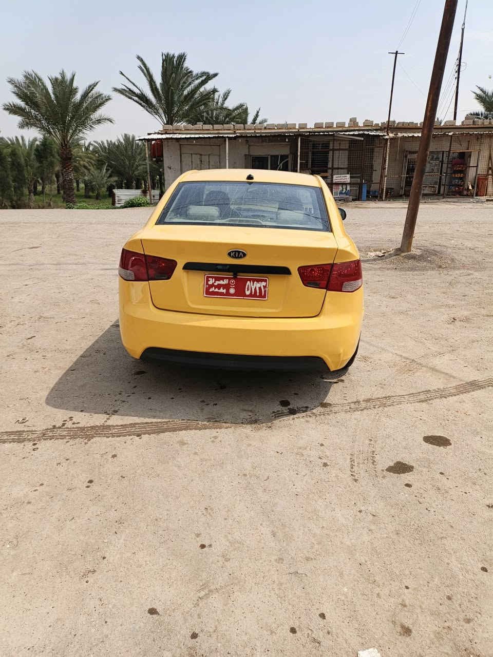 فورتي للبيع موديل 13امريكي ضرر جاملغ ايمن وليسر ولغد الأيمن مكينة وكير كفالة تخم تاير ويل تبريد شغال صبغتهة جديدة رقمهة بغداد عليهة غرامات باقي تفاصيل اتصل *********** وتساب عنوان بغداد
