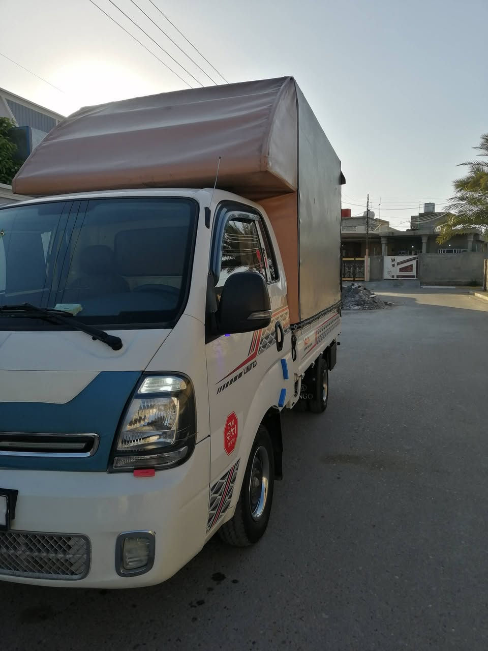 سلام عليكم
للبيع كيا حمل 

الموديل = 2022

اللون ابيض 

رقم بغداد بأسمي انكليزي جديد 

السيارة على ايدي اخذتها زيرو مكفوله من ناحيه محرك وكير وشاصي  بحاله الشركة بعدها جديده

  كل شهر اسوي ادامه  ويا الدهن السيارة مابيها اي نقص

العنوان : بغداد / الغزاليه

للأستفسار : ***********

السعر 145 وبيها مجال قليل
