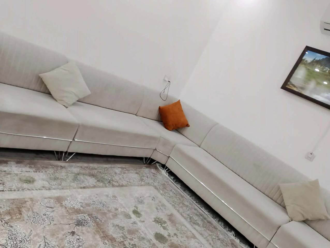 قەنەفەی تازەو دەستکرد 
شتێکی زۆر ناوازەیە 11 نەفەریە و کاملە و هی ماڵانە نرخی 350 هەزار و معامەلە لەکەلارە
ئەوە ژمارەی خاوەنیەتی 📞 *********** كالار, السليمانية
