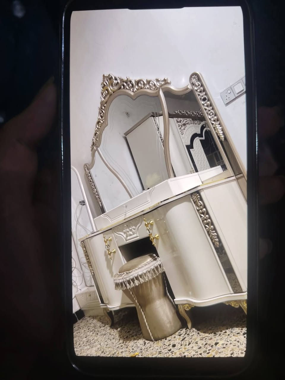 غرفه تركيه 10قطع فول نضافه بيها اضويه وجرارات كامله وكل ضرر مابيه توب حتى ثكيله محشايه تركيه توب سعر مليون قفل. عنوان كوت فلاحيه


**إذا كنت صاحب هذا الإعلان وتريد حذفه لأي سبب، رجاءا أرسل رسالة إلى الدعم الفني**
