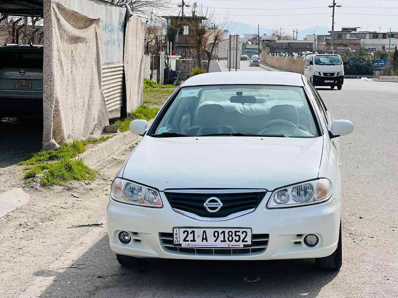 سەرەتا بە ناوی خوای گەورەو میهرەبان نیسان سەنی یابانی ٢٠١١ دو پارچەی بۆیاخە کەمیک ناوی گرتوە شایەنی باس نیە سەیارەکە زۆر جوانو ریکە رەقەم سلێمانی رەقەم باریک بەناو خۆمەوەیە گیر تۆماتیک گیرو مەکینە بەشەرت هەموو گیانی بەشەرت ناو زەردە شوین رانیە   ژم.*********** رانية, السليمانية
