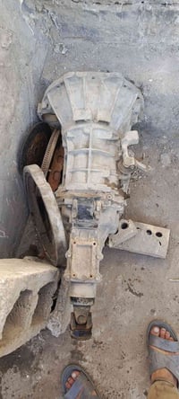 كير هايسه محور فنديشن مشدود على مكينه vvt3000 شغال نضيف ممجفت  سعره 30...