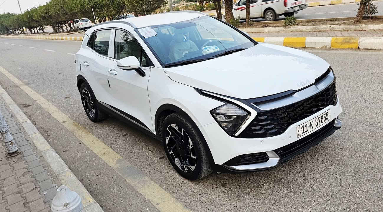 كيا سبورتج موديل 2025 ماشية 4000 بعدها بستيكرات الشركة فول مواصفات 1/1 ما عدا البنوراما
محرك 4 سلندر سعة 2000cc دوش كير اي تي
رقم بغداد الدولي تتحول ثاني يوم بأسمك راعيها بالعمارة ومكان السيارة بالعمارة 
قمارة حديد
حساس امامي وخلفي
تحكم استيرن جهتين
تبريد قطعتين
شاشة متصلة
كامرة خلفيه دوارة
بصمة تشغيل وبصمة ابواب
تشغيل عن بعد
شفتات كير
شاحن واير ليس
صندوق كهرباء
مقاعد مخمل كهرباء تدفئة 
ويل كب 19انج
لد نهاري كشافات زينون
مود درايف
اوتو هولد
سعرها 252 وبيها مجال حك الجية 
للأتصال على الرقم ***********
