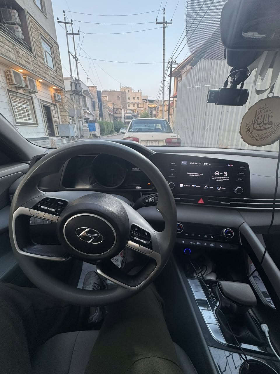 السلام عليكم 
للبيع النترا هايبرد موديل 2023
فول موصفات عده الفتحه
حادثها موضح بالصوره
سنويه بأسمي 
مكاني بابل مسيب 
السعر 139
***********
