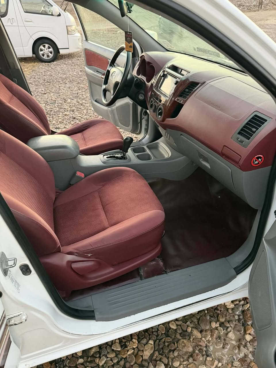 بيكم فلاونزه
موديل 2009 كويتي باب اول الساير ,,,,,

بانزين،،،،، 

مكفوله  من الصبغ والتبدبل والفتح 

 رقم نجف بسمي سنويه جديده 27

كير تماتيك  ؟

مكينه كفاله شرط؟

ماشيه 300 

اتصل وتدلل /***********
