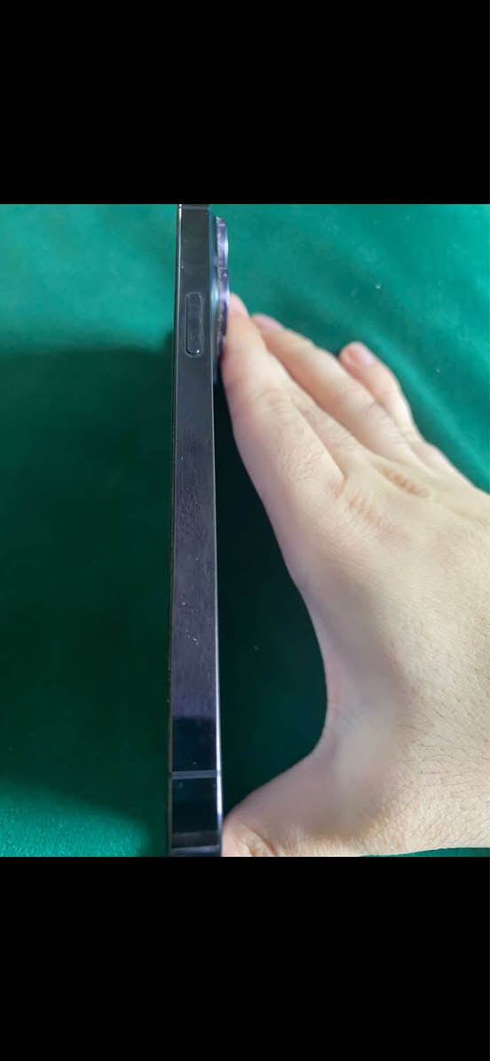 ايفون 14 بروماكس بنفسجي
ذاكرة 256 بطارية 84 جهاز عربي نموذج m 
الجهاز مكفول من الشخط والتبديل 
ملحقاتة كاملة باكيت وكيبل
السعر 950 وبي مجال بسيط
مكاني بغداد حي القاهرة
*********** بغداد, العراق
