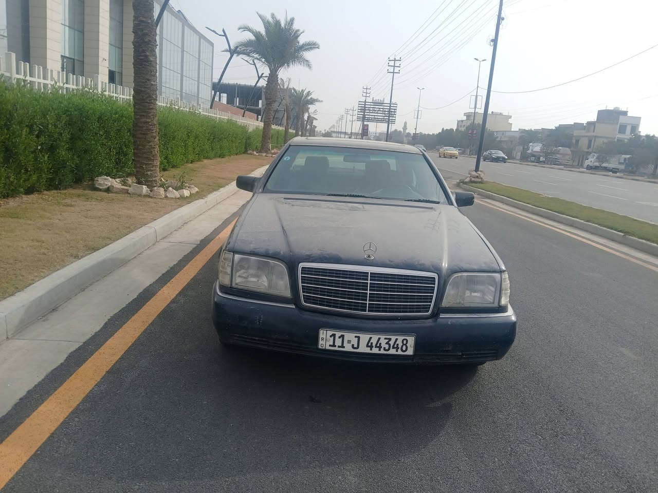 مارسيدس شبح ٩٢ السياره بلاديه مكاني البياع تبريد ثلج حجم ٣٢٠ تابوت بيع او مراوس السعر  ٦٥ ورقمي ***********
