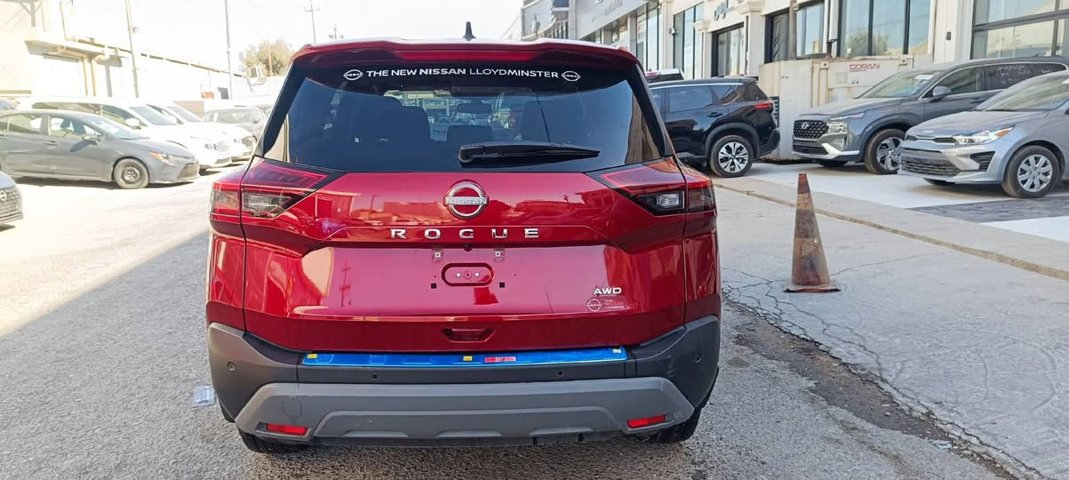 نیسان روج مودیل 2023 رقم كاتي تترق اربیل او سلیمانیة او دهوك  مواصفات S AWD محرك 2500 بدون توربو تنفس طبیعي وارد كندي صور ظرر موجود جاملغ وباب و نص بنت صبغ بدون دواخل بشرط فقط ایرباك بردة سستم ماشیة 6000 بدون اي نقص مصلح كامل و جاهز مكان سیارة اربیل سعر دفتر و خمسة وسبعون ورقة بي مجال  ***********/***********/ نیسان ڕۆگ مۆدێل 2023 مەکینە چوار پستۆنە کەنەدییە ژمارە کاتییە ڕەسمی دەعمەکەم داناوە دەرگاو چامڵغ و نیو بۆنیت بۆیاغە بێ داخلییە بەشەرتی سۆنار شوێن لە هەولێرە سعری دەفتەرێک و حەفتا و سێ ورقە و مەجال /***********/*********** أربيل, العراق
