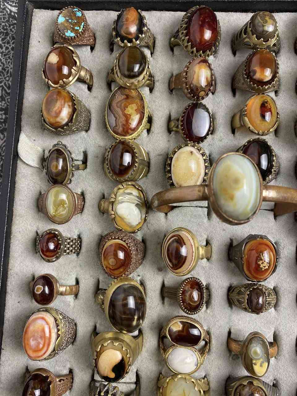 قطعه١٠


**إذا كنت صاحب هذا الإعلان وتريد حذفه لأي سبب، رجاءا أرسل رسالة إلى الدعم الفني**