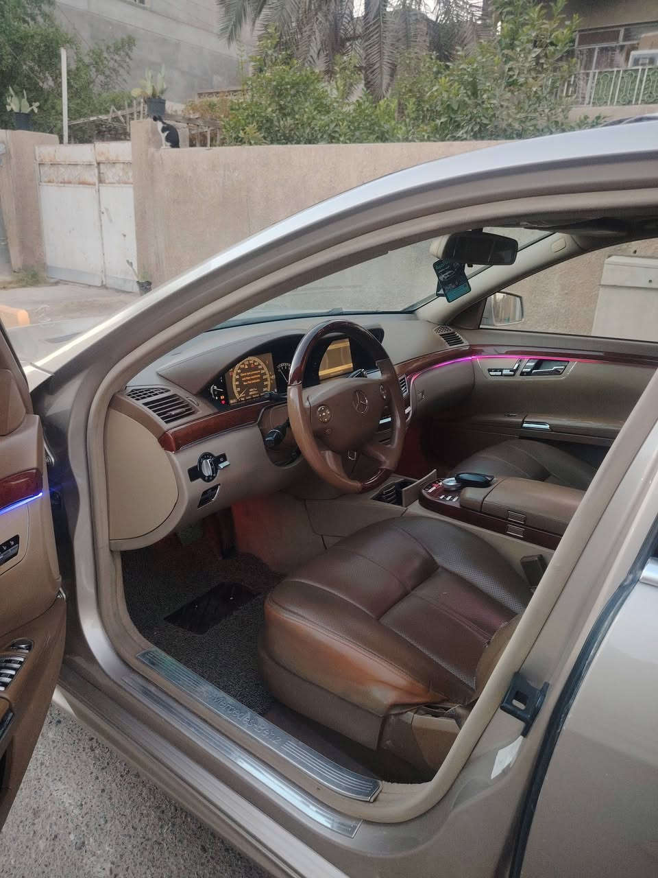 مارسدس 350S٢٠٠٦ محدثه ١٣ بالكامل السياره جاهزه من كلشي رقم سليمانيه الجديد فول مواصفات سعر 160$ وقابل للتفاوض ***********
