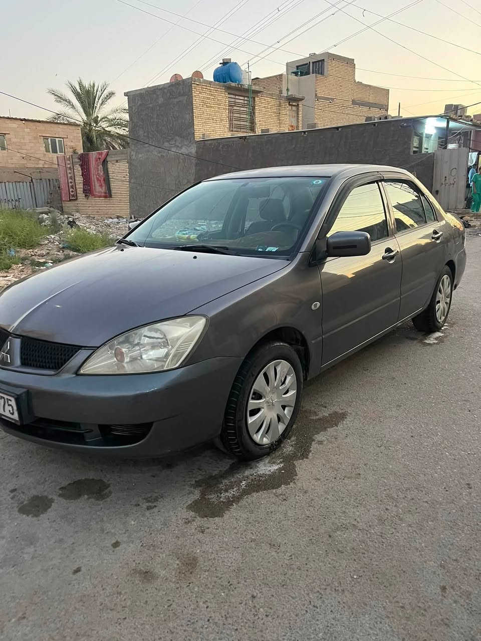 سلام عليكم لانسر موديل 11 جديده جدا بسمي بغداد قرب صيطره الشعب بدون صبغ جراد بل قماره فقط السعر 84 ***********
