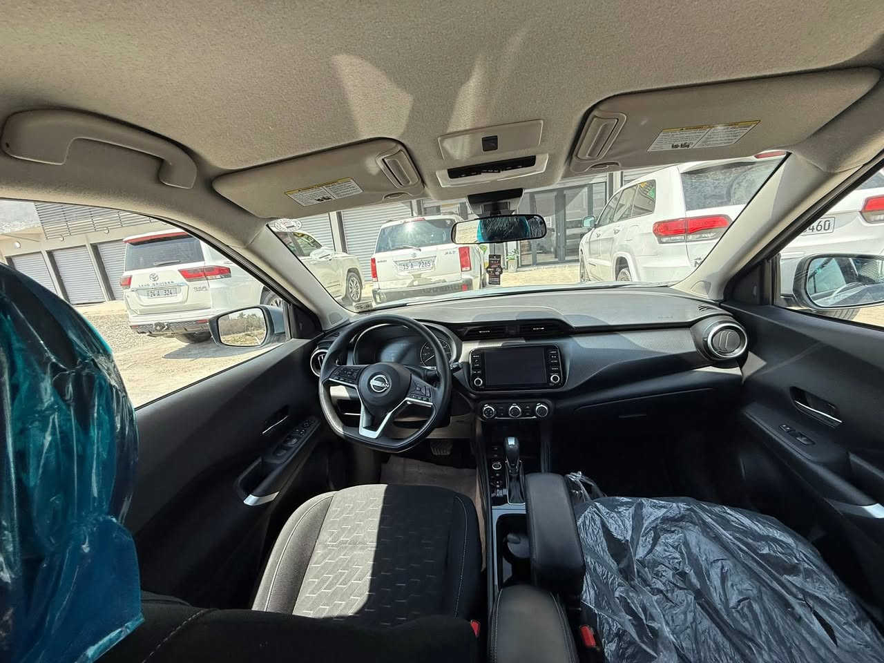 سلام عليكم  نيسان كيكس   موديل 24سمنتي ظرر جاملغ مبدل  باب بيها شويه بارد  سياره قطره صبخ ما بيها بدون دواخل بجم كبس 
 السعر 158 وبيهة مجال
***********
