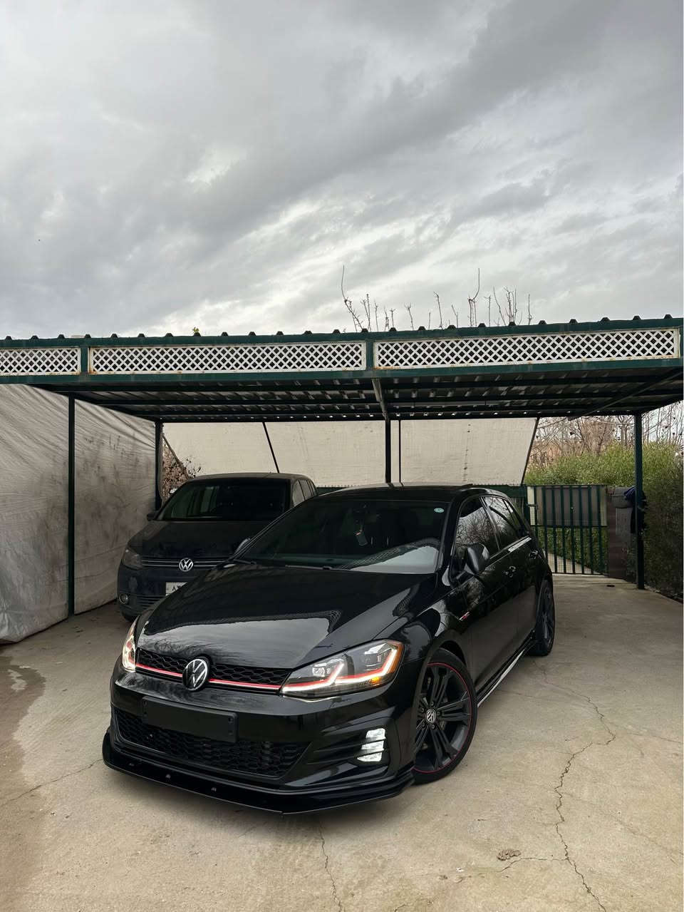 ٤ پارچە بۆیاخ بێ ناو گرتن ئێرباگ هەمووی سیستەمە ٧٥ هەزار کیلۆ مەتر مەکینە کەپس سعر ١٤٣ مەجال تکایە ئەگەر موشتەری نی سەرم مەیشێنە *********** Singapore
